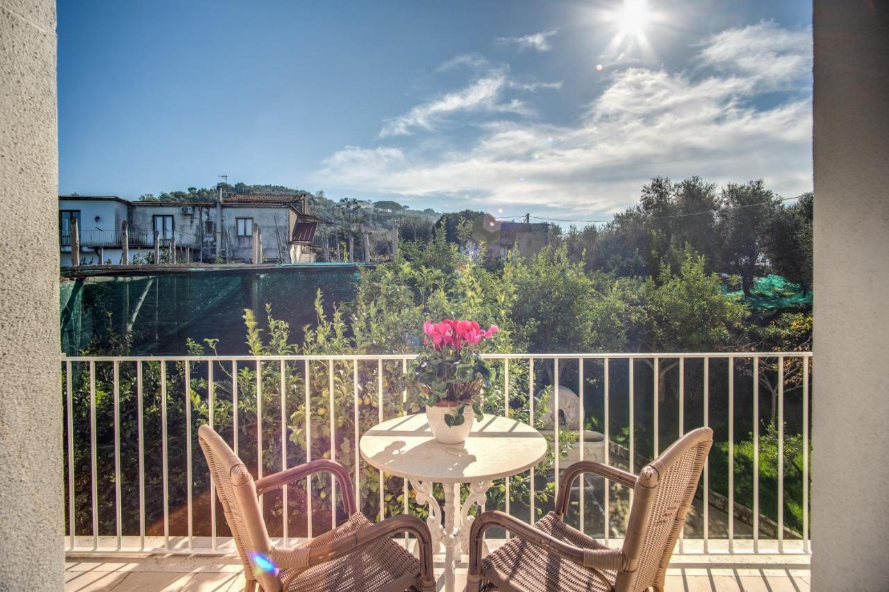 Relais Palazzo Del Barone (Adults Only) Hotel Соренто Екстериор снимка